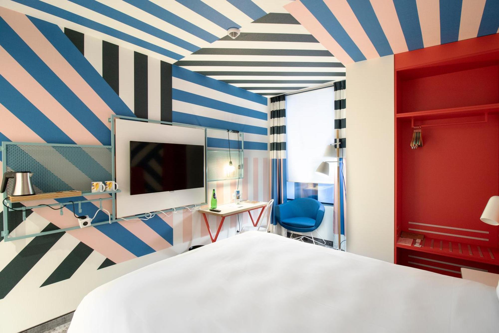 Ibis Styles Warszawa Centrum Luaran gambar