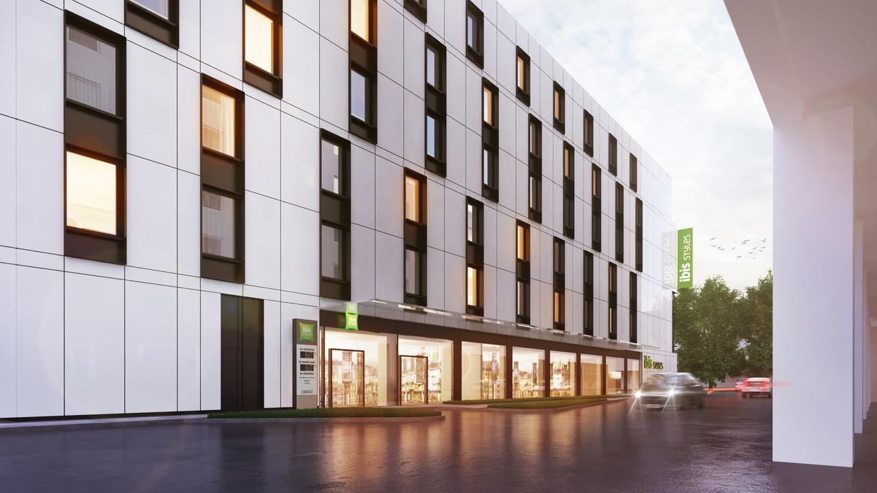 Ibis Styles Warszawa Centrum Luaran gambar