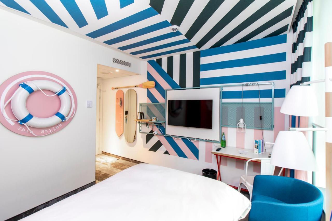 Ibis Styles Warszawa Centrum Luaran gambar