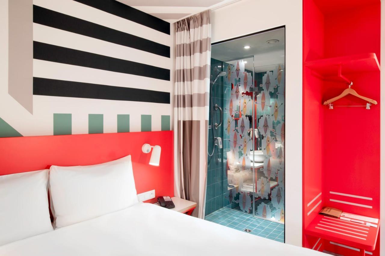 Ibis Styles Warszawa Centrum Luaran gambar