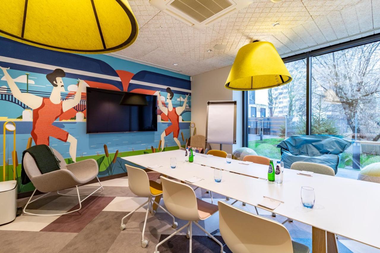 Ibis Styles Warszawa Centrum Luaran gambar