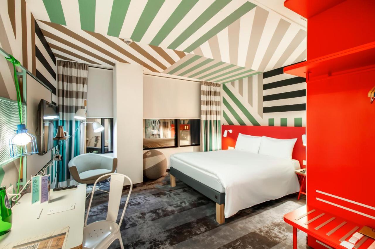 Ibis Styles Warszawa Centrum Luaran gambar